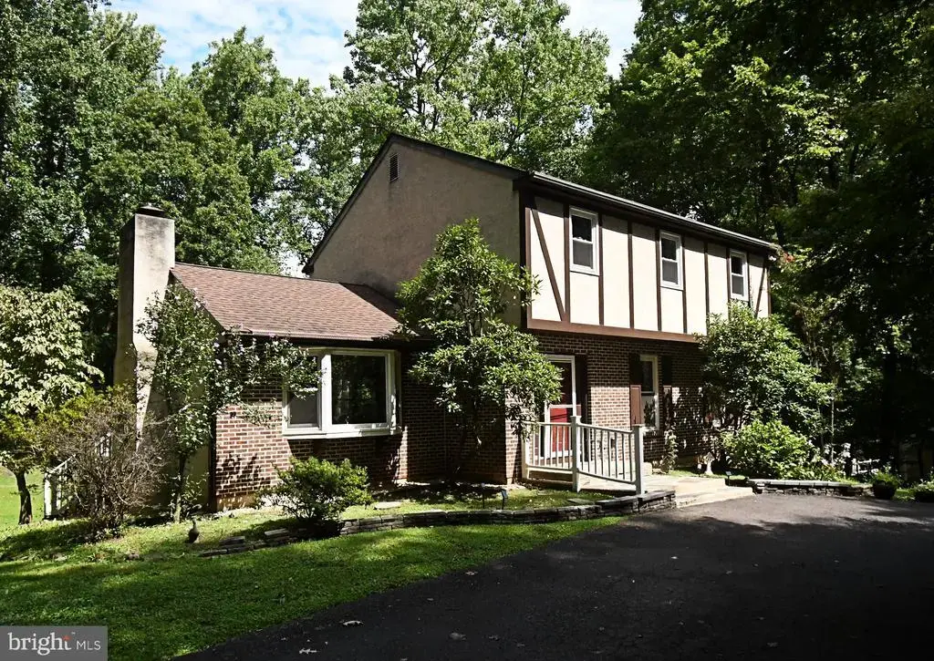 1464 Cornerstone Dr, POTTSTOWN