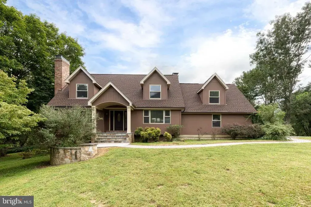 10367 Cavey Ln, WOODSTOCK