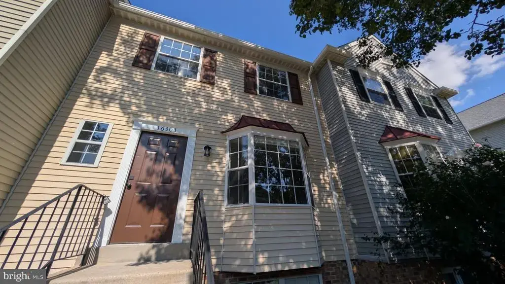 16303 Taconic Cir, DUMFRIES