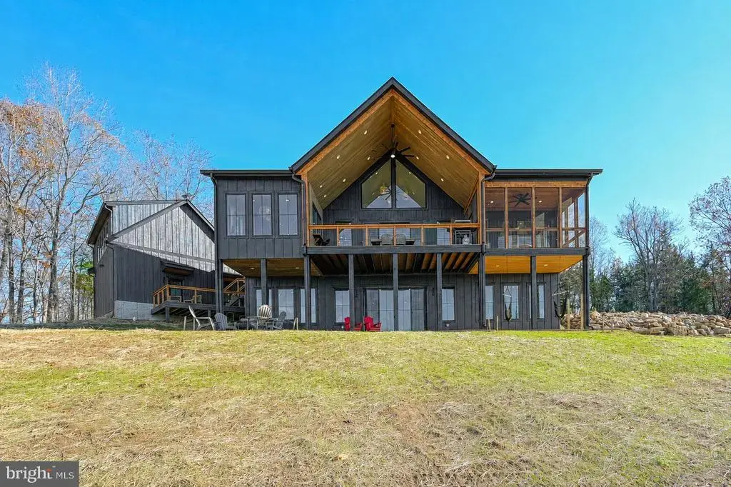 38 Estes Ln, MINERAL