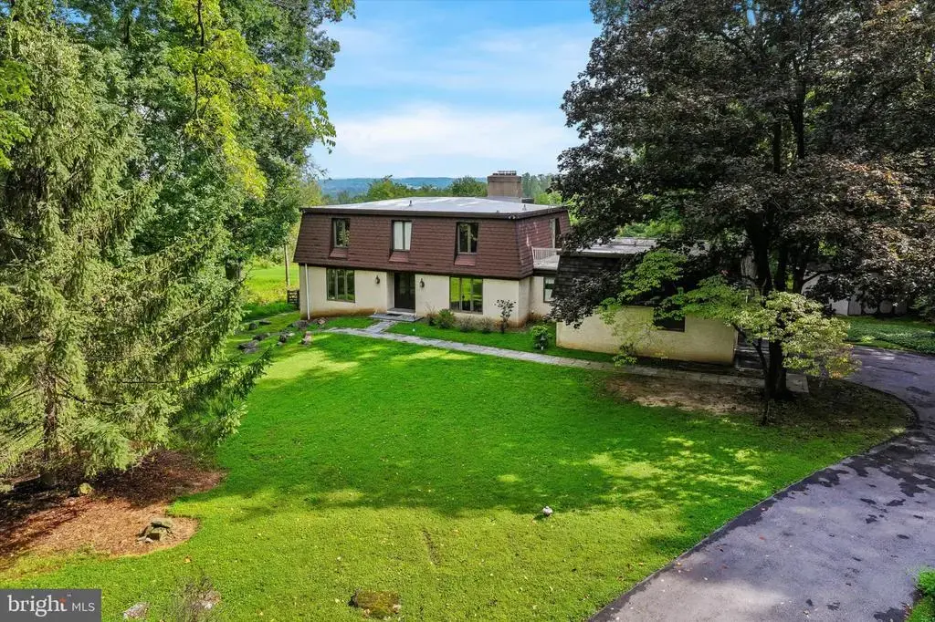1132 Tinkerhill Ln, MALVERN