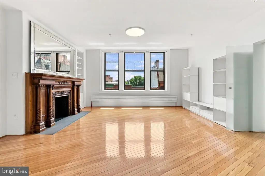 1213-15 Locust St #3, PHILADELPHIA