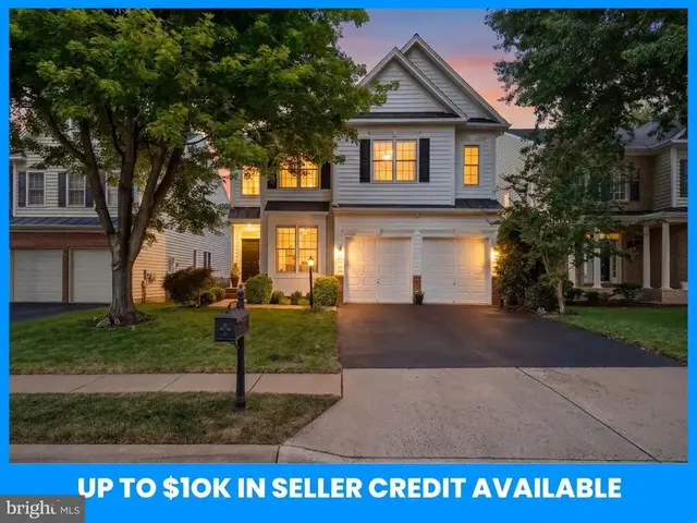 13090 Taverner Loop, Woodbridge