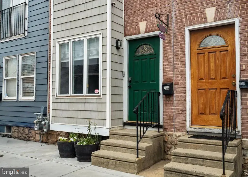 2310 E Cabot St, PHILADELPHIA