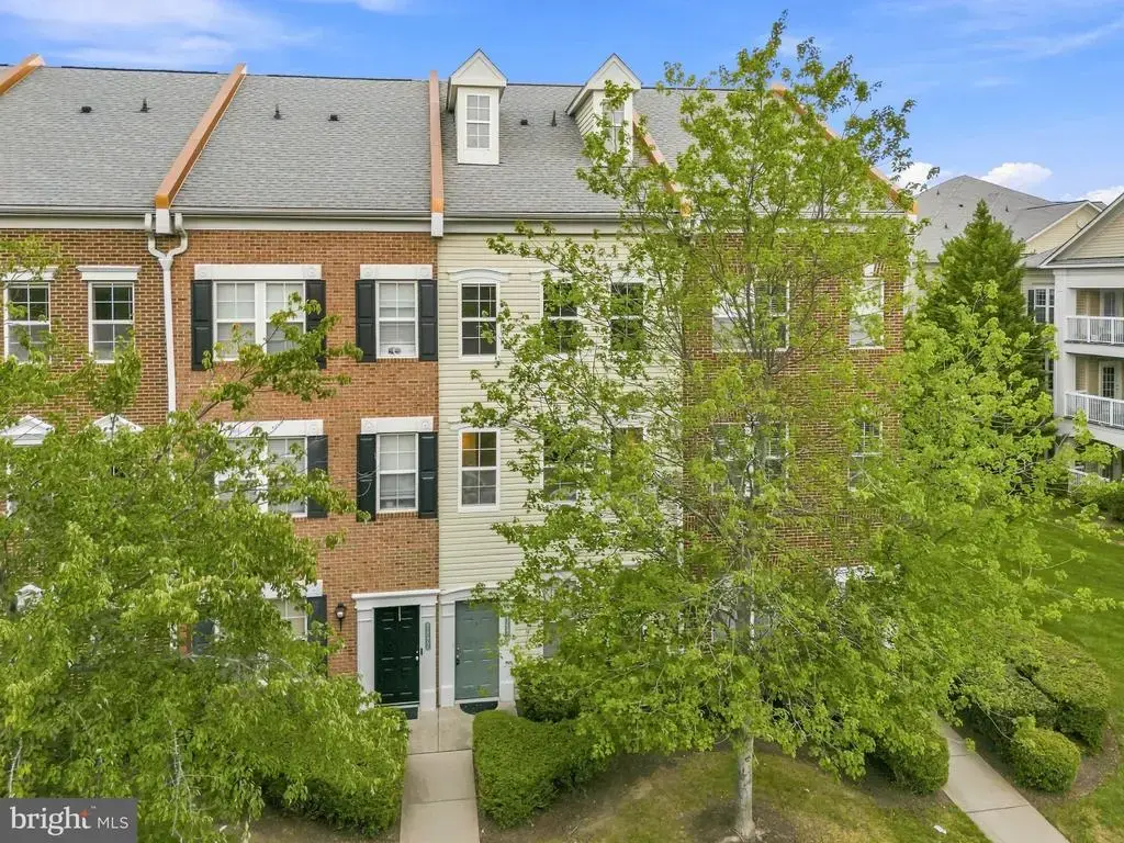 42524 Hollyhock Ter, BRAMBLETON