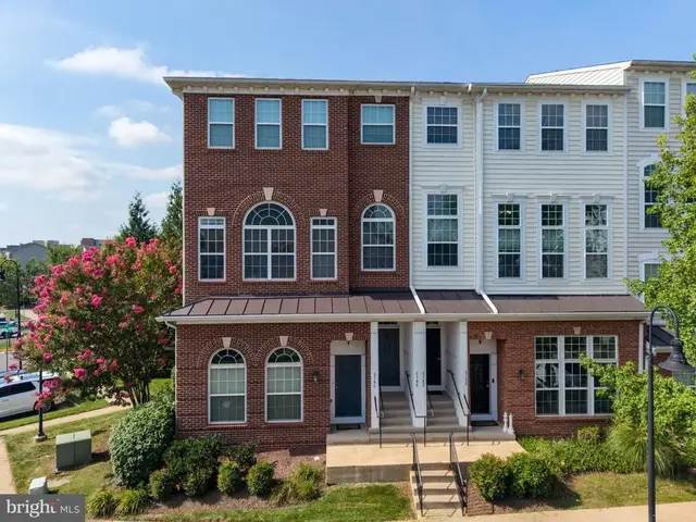 6142 Aster Haven Circle, Haymarket