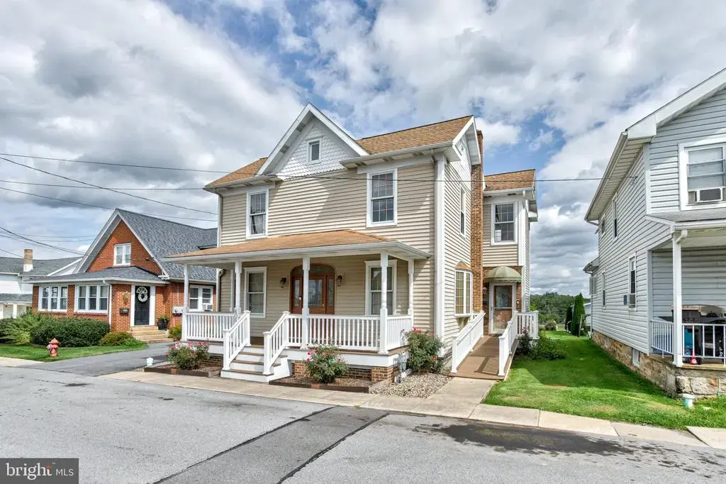 406 N 11th St, PHILIPSBURG