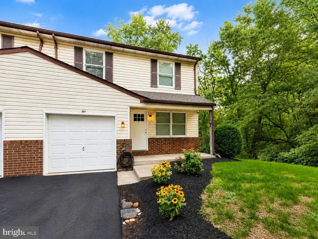 26 Bowling Green Ave #unit 6 (f), MORRISVILLE