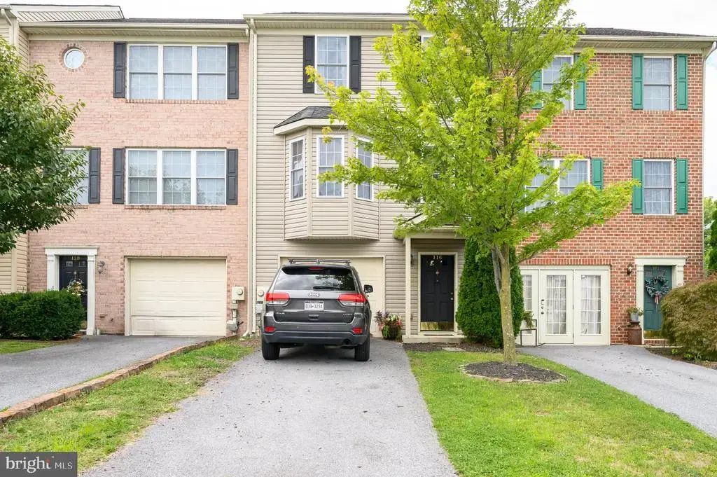 116 Casteel Dr, MARTINSBURG