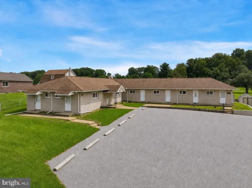 420 London Dr #4, COATESVILLE
