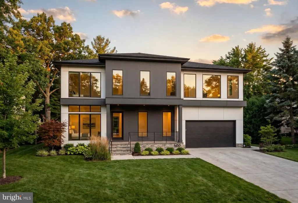 1339 Macbeth St, MCLEAN