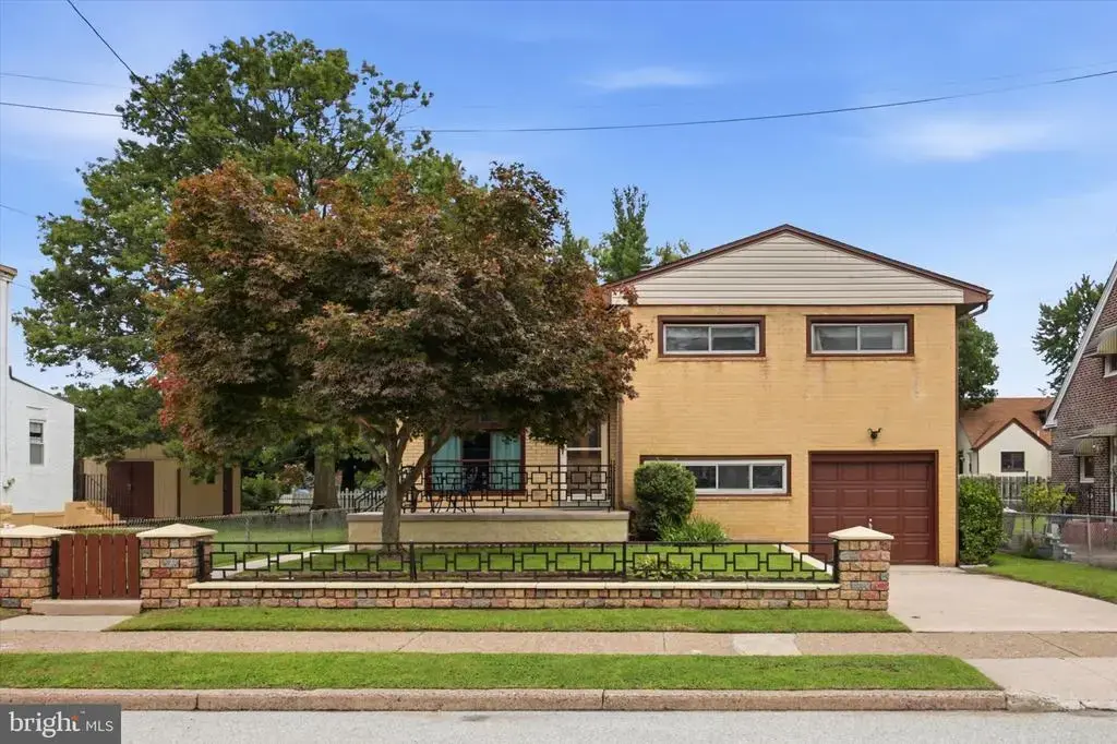 307 Seneca St, ESSINGTON