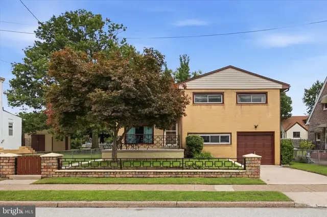 307 Seneca St, Essington