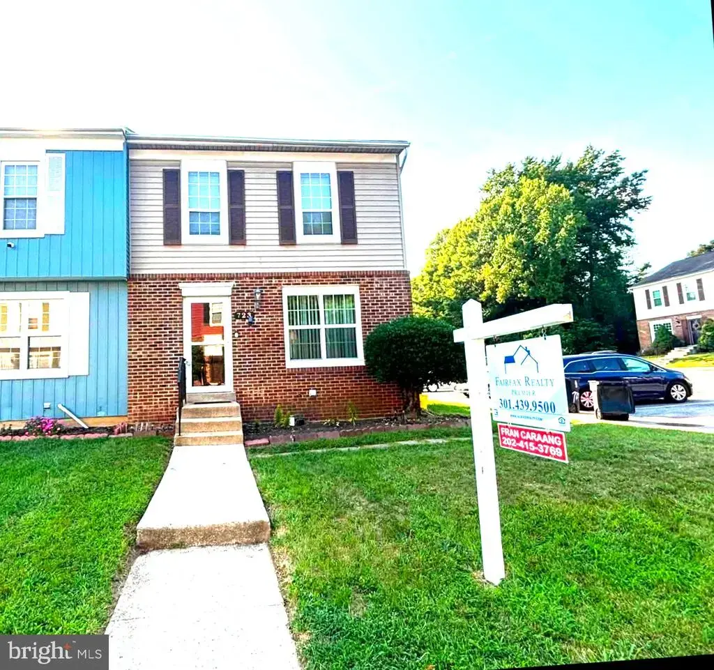 723 Saint Michaels Dr, BOWIE