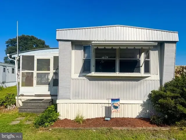 38067 Dove Rd, Ocean View