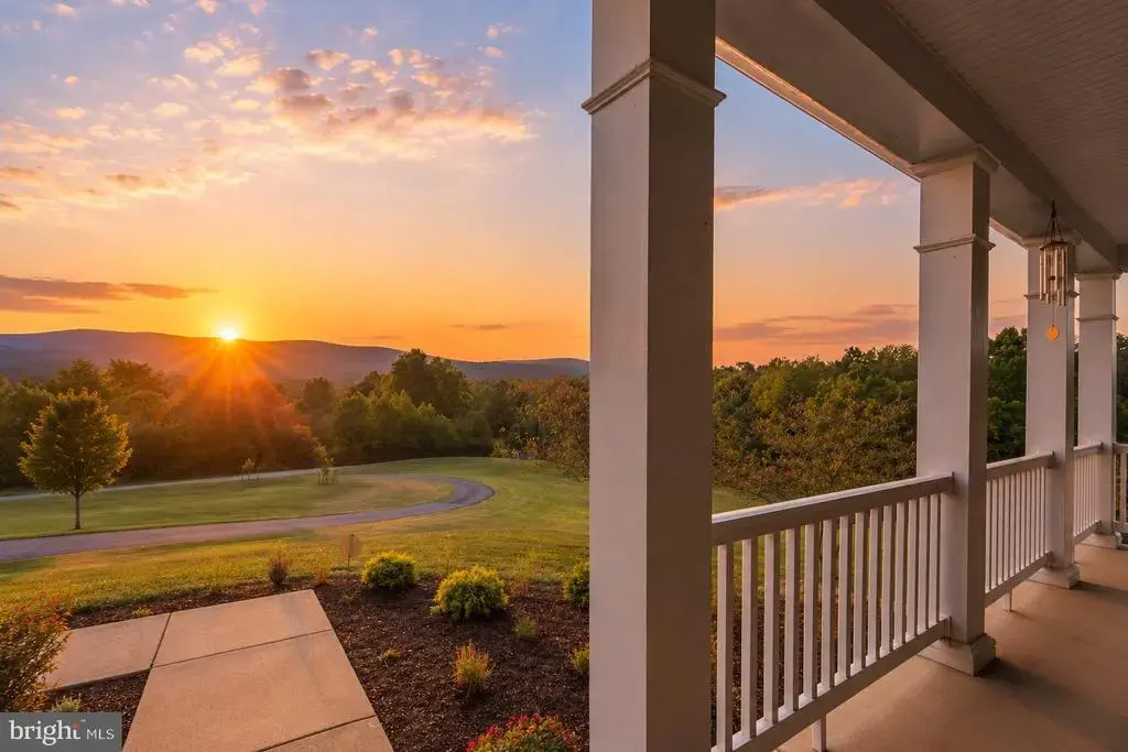 79 Falcon Ridge Dr, CHARLES TOWN