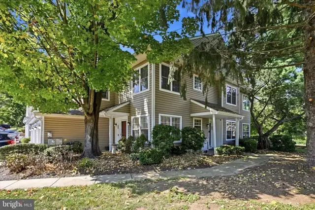 351 Danbury Ln, Glen Mills