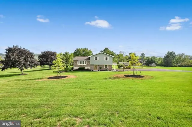 307 Suedberg Rd, Pine Grove
