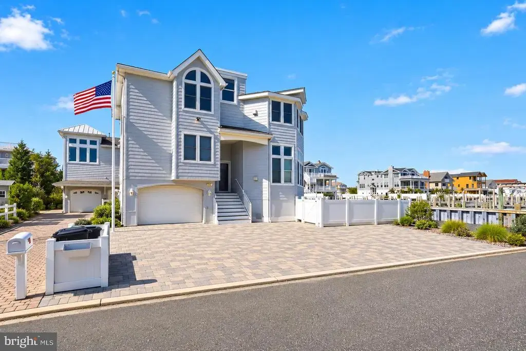 386 N 5th, SURF CITY