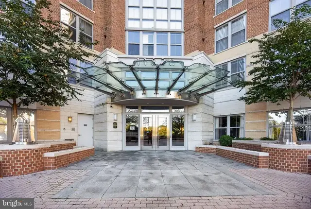 11800 Sunset Hills Rd #1027, Reston