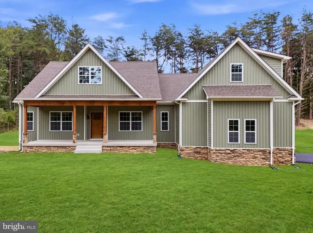 43 Spruce Ln, BERKELEY SPRINGS