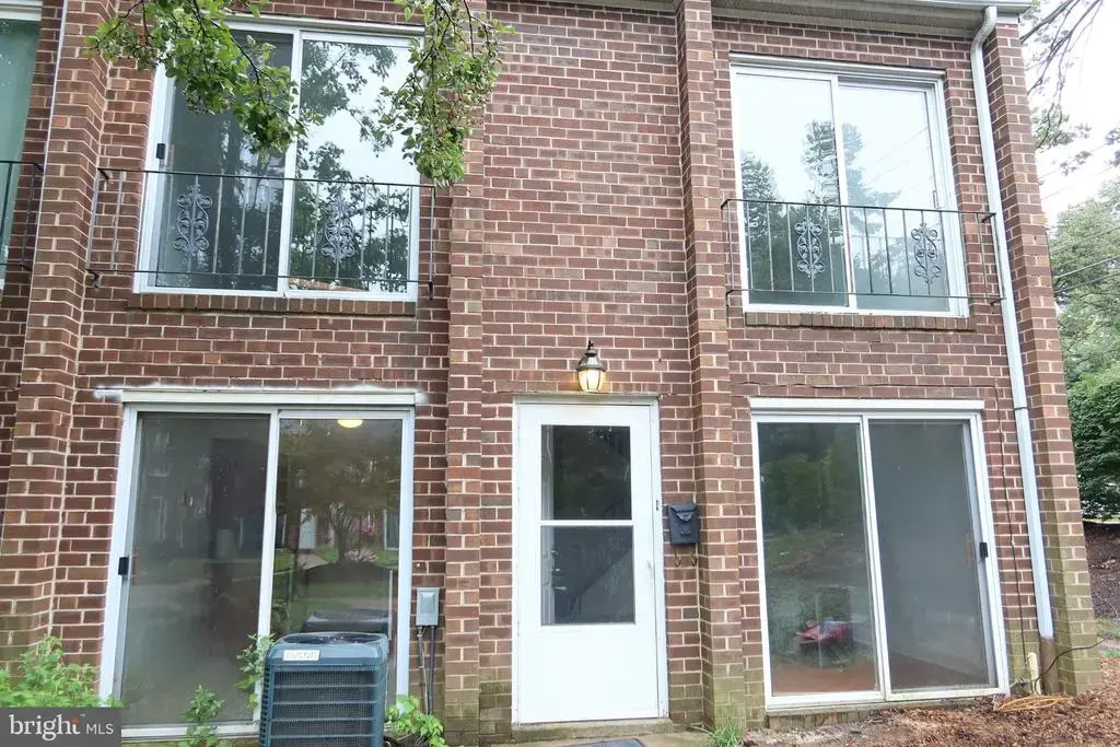9001 Ridge Ave #33, PHILADELPHIA