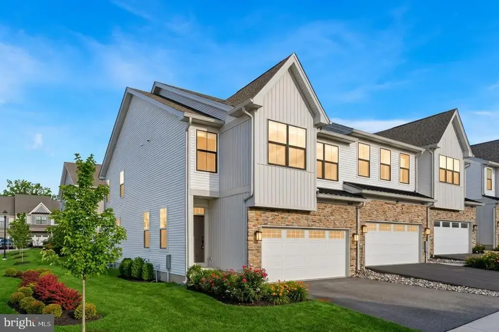 141 Junction Rd, MEDIA