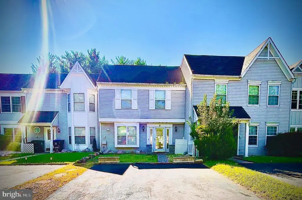 9 Lawry Ct, EAST BRUNSWICK