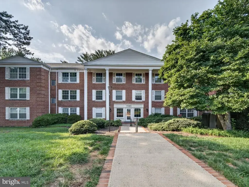 7680 Tremayne Pl #311, MCLEAN