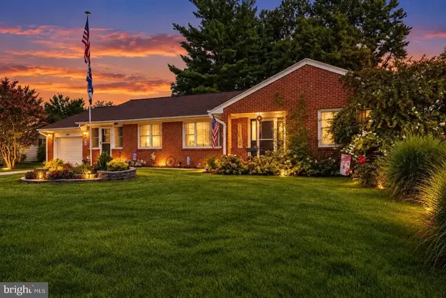 374 Hurtt Ave, Millington