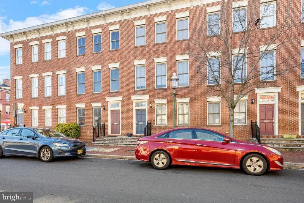 147 Jackson St, TRENTON