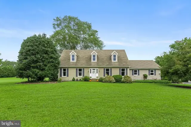 23900 Emma Ln, Milton