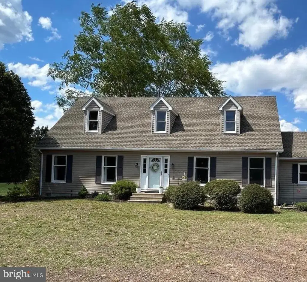 23900 Emma Ln, MILTON
