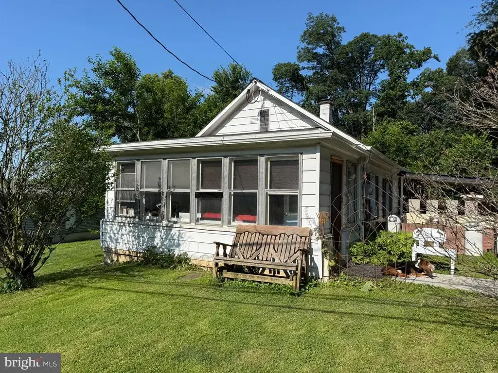 1045 Prospect Rd, COLUMBIA