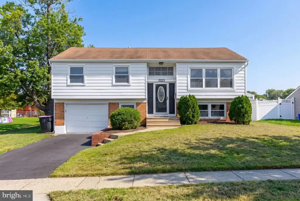 1037 Lynwood Ln, SOMERDALE