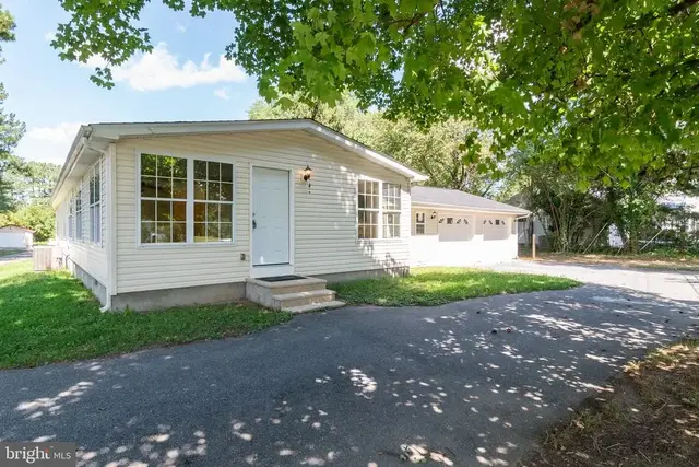 3351 W Denneys Rd, Dover