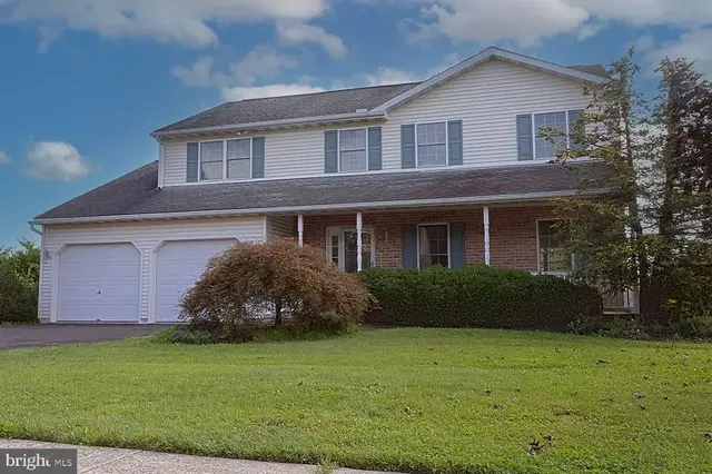 304 Cameron Dr, Douglassville