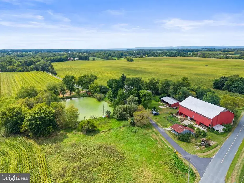 165 Updyke Rd, LITTLESTOWN