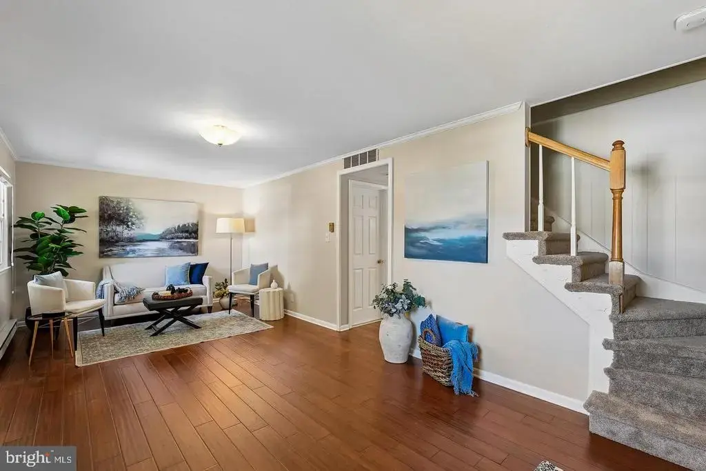 204 Shenandoah St Se, LEESBURG