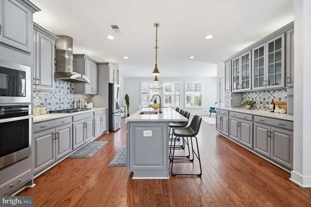 25433 Hartland Orchard Ter, Chantilly