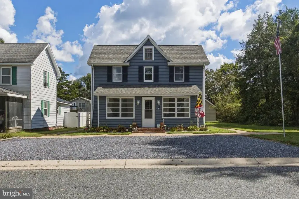 4 N Maryland Ave, RIDGELY