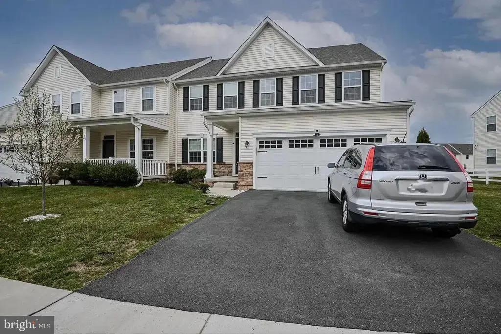 219 Felix Dr, NEWARK