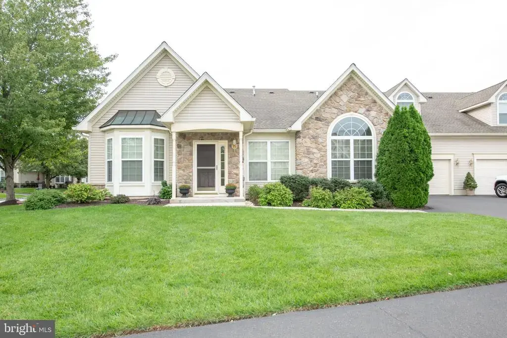 182 Shady Brook Dr #289, LANGHORNE
