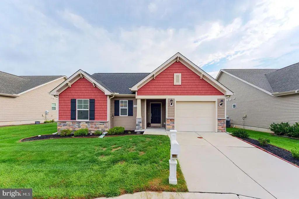135 Casselberry Ln, DOVER