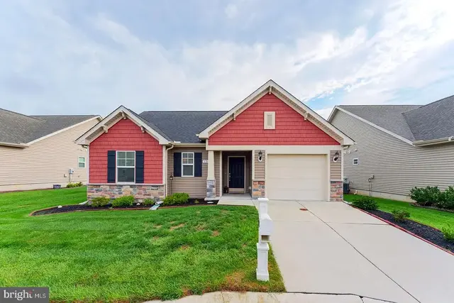 135 Casselberry Ln, Dover