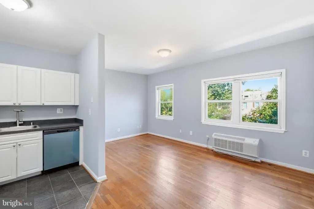 610 Longfellow St Nw #406, WASHINGTON