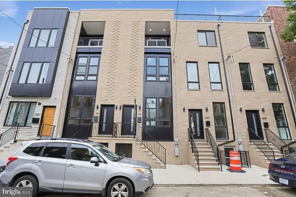 1433 S 8th St, PHILADELPHIA