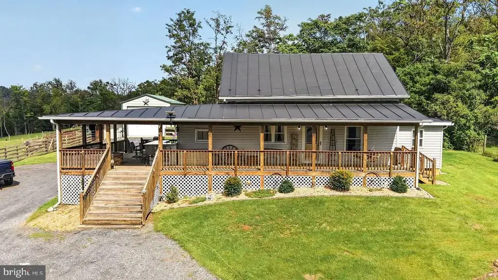 1886 Lutz Hollow, MOUNT JACKSON