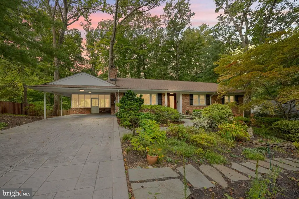 3620 Tallwood Ter, FALLS CHURCH