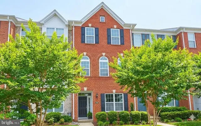 23086 Weybridge Sq, Broadlands